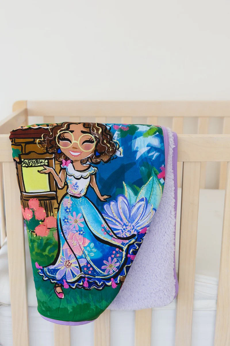 Casita Plush Blanket - Image 5